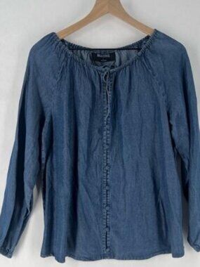 Inner‎ Circle Chambray Adjustable Drawcord Neckline Button Front Peasant Top